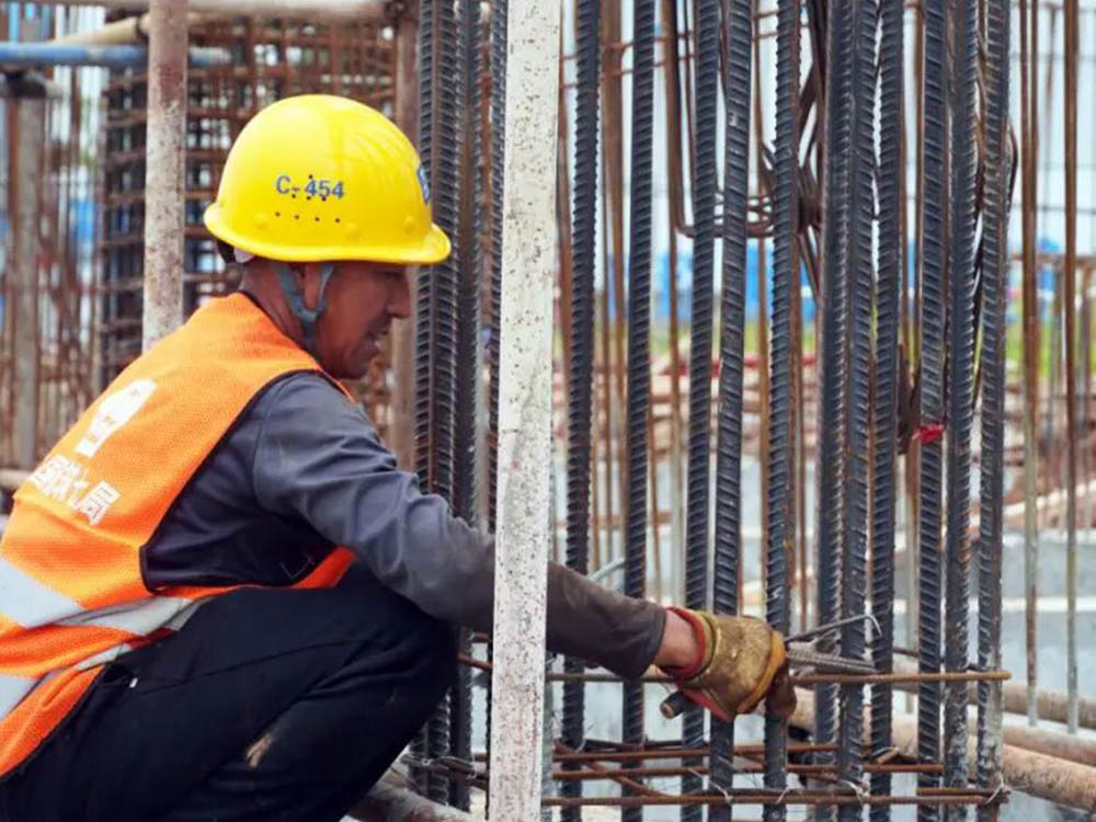 活力成都 “火力”全开｜成都中欧班列集结中心基础设施项目国庆施工忙